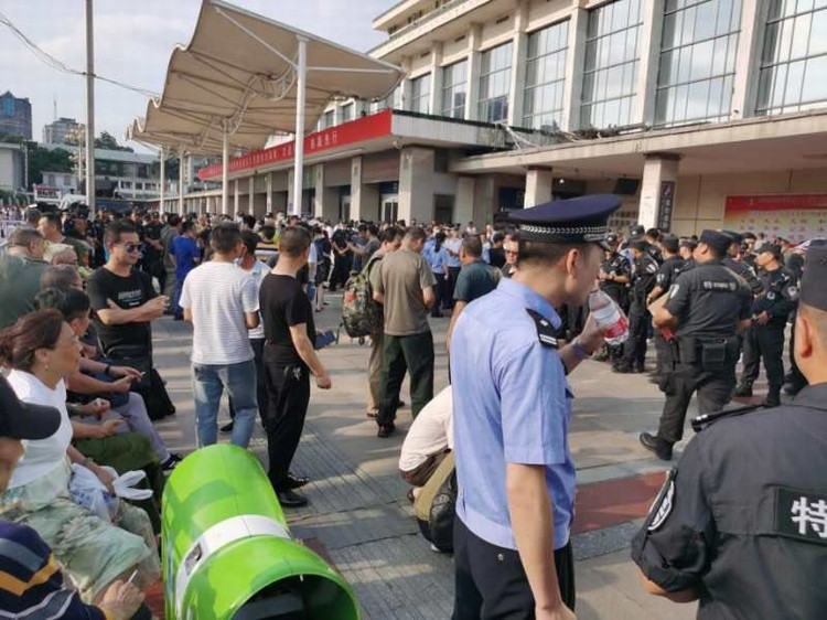 dfb8b499b8e57579.jpg dfb8b499b8e57579.jpg