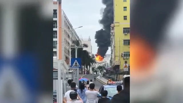 深圳市龙华区富士康观澜科技园(鸿观园区)内发生火灾。.png 深圳市龙华区富士康观澜科技园(鸿观园区)内发生火灾。.png